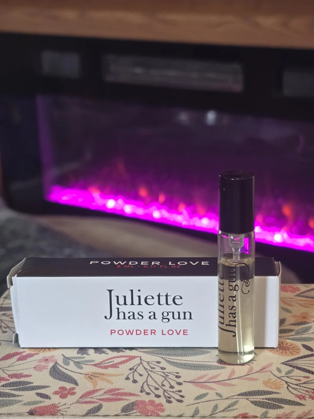 Juliette Has A Gun Powder Love